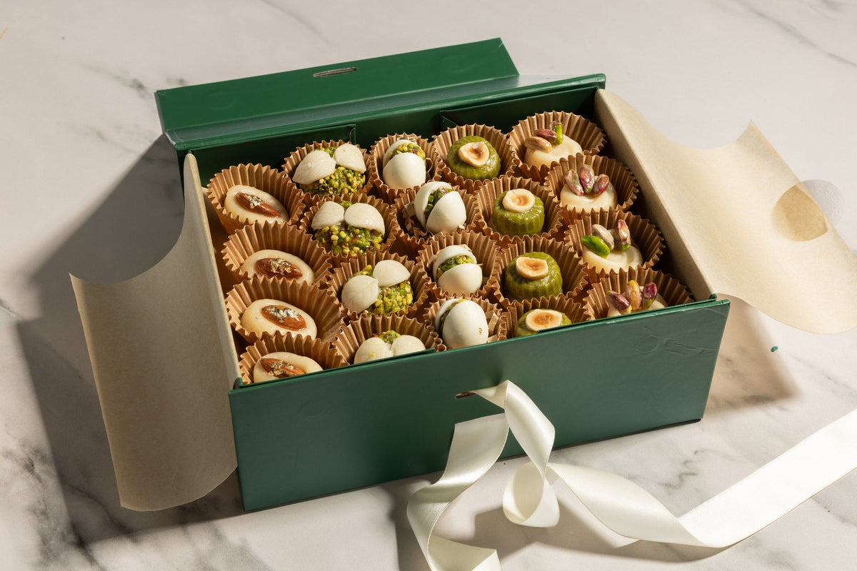 Nutty Elegance 20 Piece